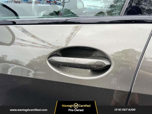 Used 2022 BMW X5 xDrive40i w/ M Sport Package image 10