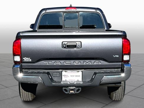 Used 2020 Toyota Tacoma SR5 image 4