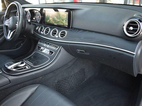 Used 2019 Mercedes-Benz E 300 4MATIC w/ Convenience Package image 40