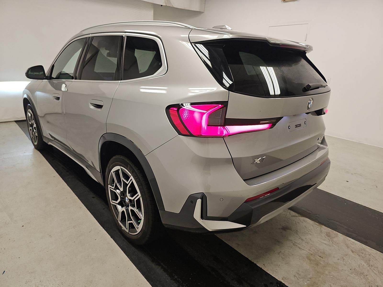 Certified 2023 BMW X1 xDrive28i w/ Convenience Package AWD/4WD image 6