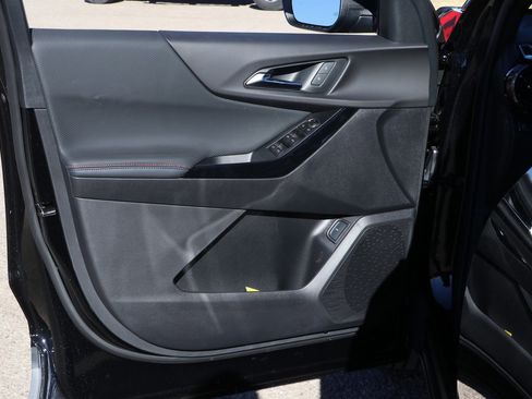 New 2026 Chevrolet Equinox RS image 10