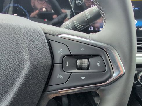 New 2026 Chevrolet Trax LT w/ LT Convenience Package image 15