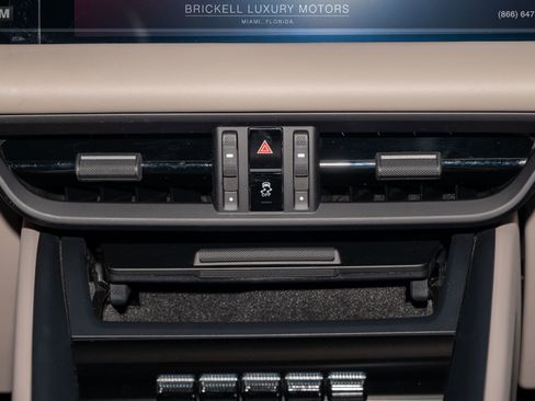 Used 2025 Porsche Macan 4 Electric image 23