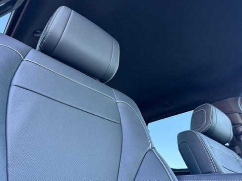 New 2026 Toyota Tundra Limited AWD/4WD image 15