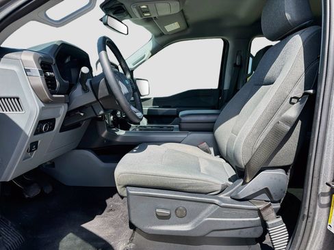 Used 2024 Ford F150 XLT w/ Mobile Office Package RWD image 25