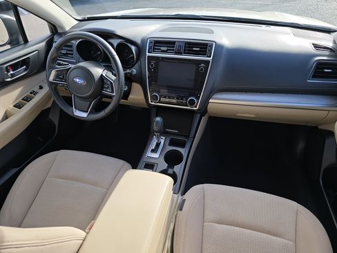Used 2019 Subaru Outback 2.5i Premium image 18