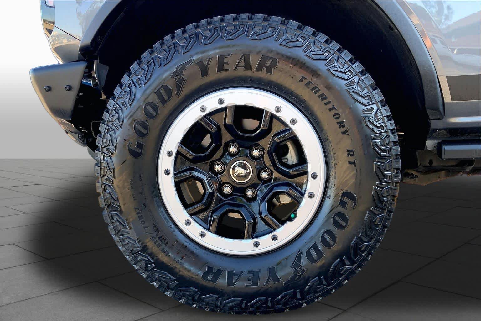 Used 2024 Ford Bronco Wildtrak AWD/4WD image 11