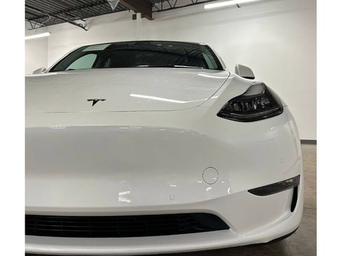 Used 2022 Tesla Model Y Performance image 6