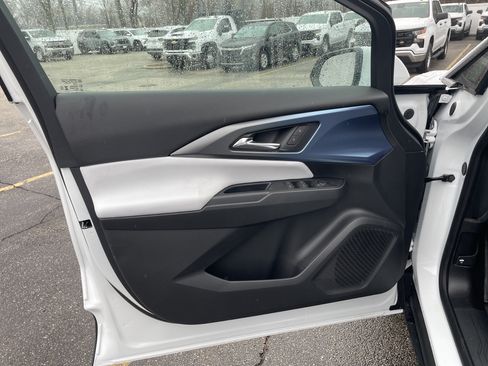 New 2026 Chevrolet Equinox EV LT FWD image 13