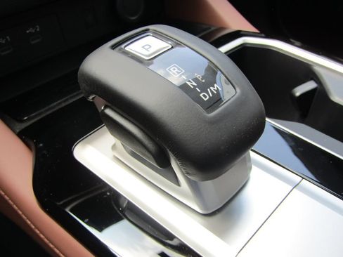 Used 2025 Mitsubishi Outlander SEL AWD/4WD image 26