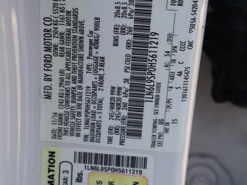 Used 2017 Lincoln Continental Select FWD image 22
