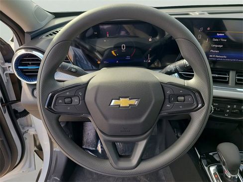 New 2026 Chevrolet Trax LT image 26