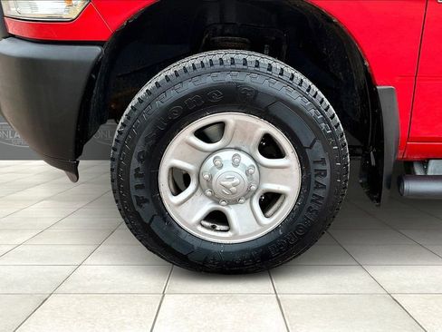 Used 2014 RAM 3500 Tradesman w/ Power & Remote Entry Group image 10