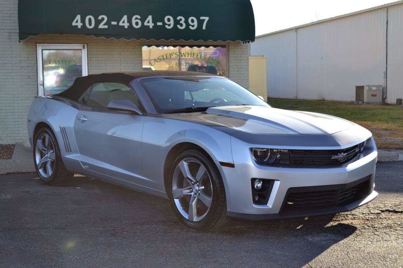 Used 2012 Chevrolet Camaro SS w/ RS Package RWD image 9