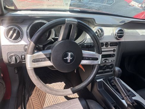 Used 2006 Ford Mustang GT Premium RWD image 9