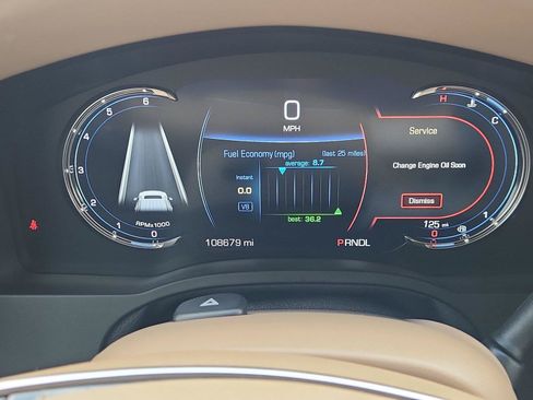 Certified 2018 Cadillac Escalade Platinum AWD/4WD image 12