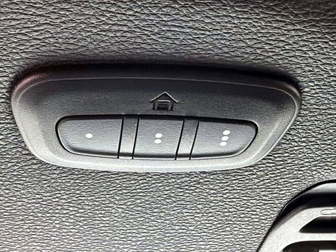 Used 2024 Jeep Wrangler Unlimited AWD/4WD image 20