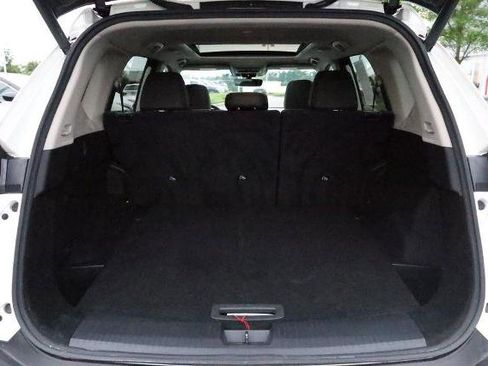 Certified 2023 Nissan Rogue SV w/ SV Premium B Package AWD/4WD image 7