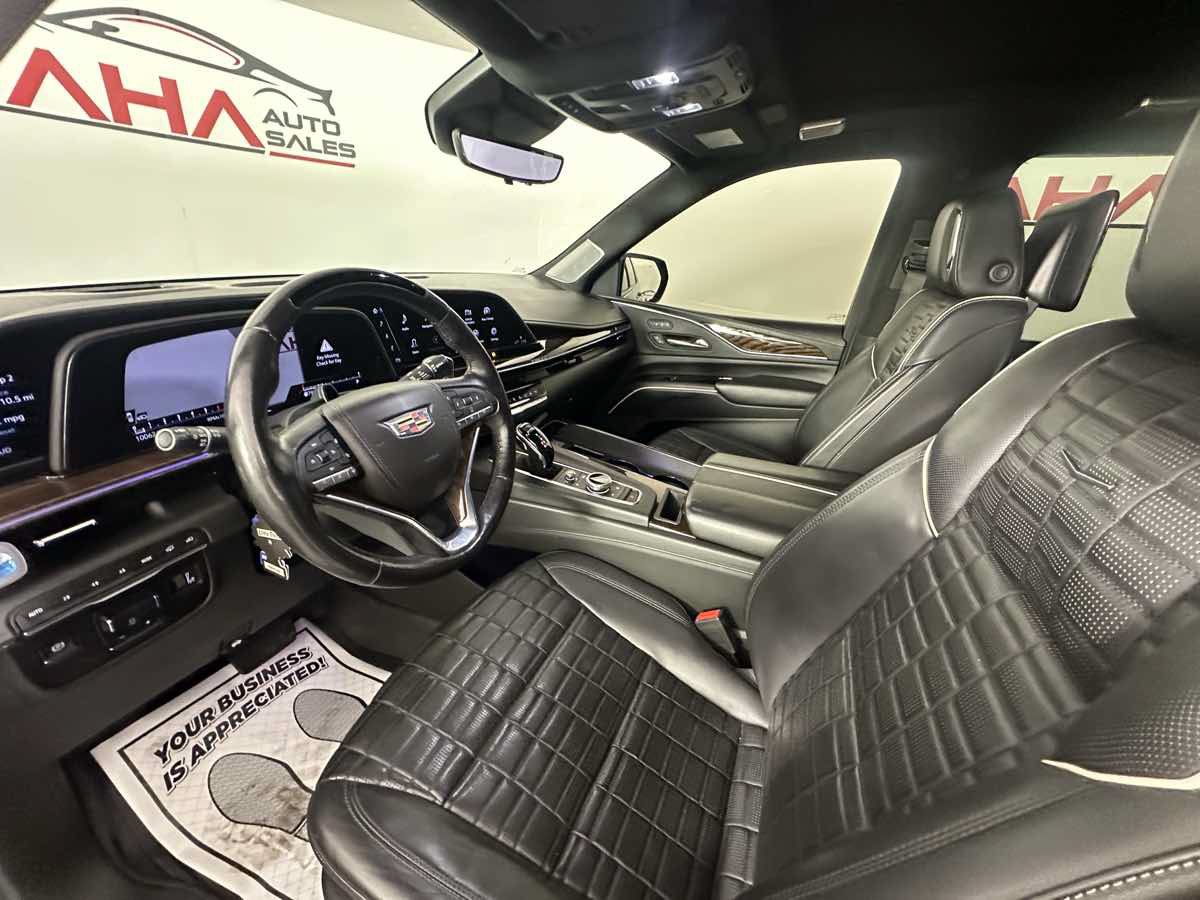 Used 2021 Cadillac Escalade ESV Sport Platinum w/ LPO, ONYX Package AWD/4WD image 20