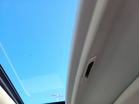 Used 2024 Honda CR-V EX image 19