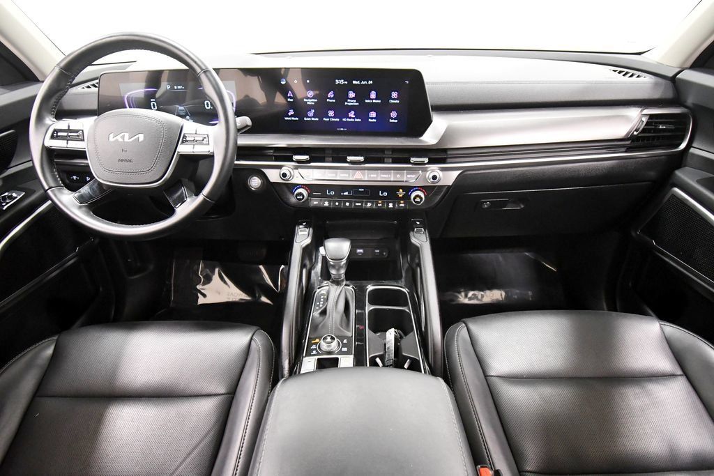 Certified 2024 Kia Telluride S w/ S Sunroof Package AWD/4WD image 3