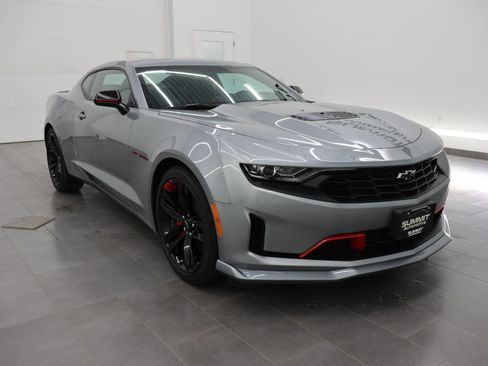Used 2023 Chevrolet Camaro LT w/ Redline Edition RWD image 2