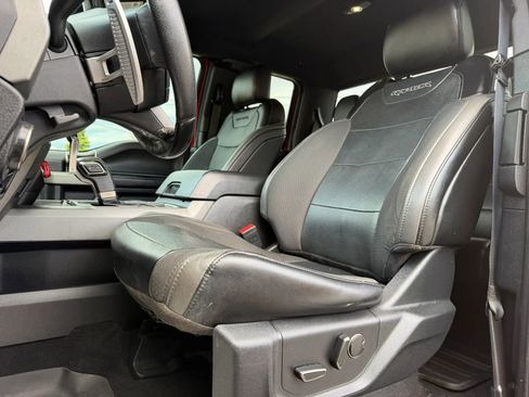 Used 2019 Ford F150 Raptor w/ Equipment Group 801A Mid image 10