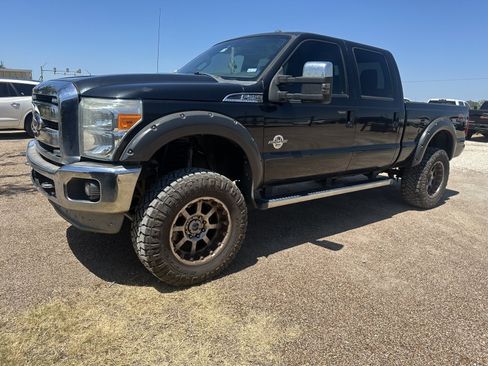 Used 2013 Ford F250 Lariat w/ Lariat Ultimate Pkg AWD/4WD image 1