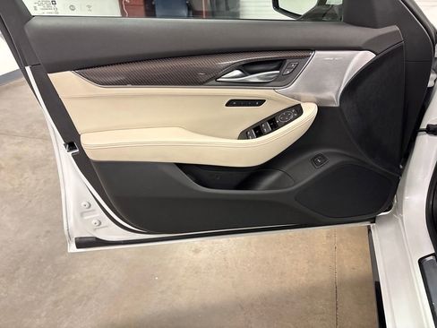 Used 2021 Cadillac CT5 Sport image 22