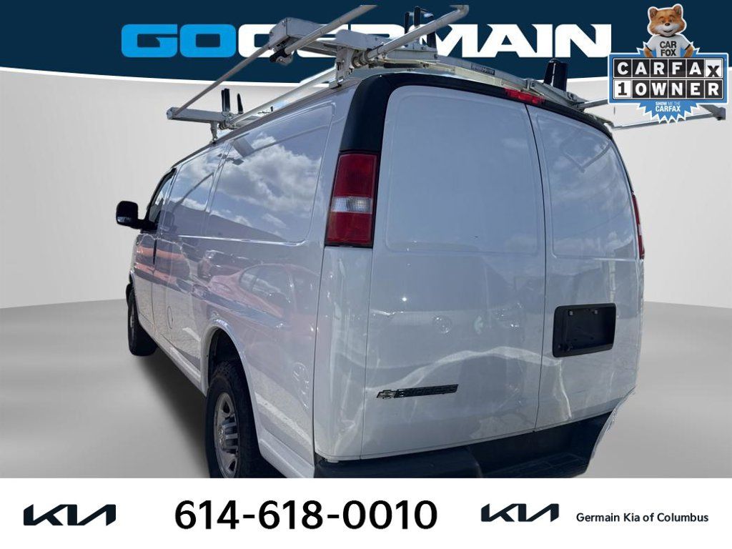 Used 2021 Chevrolet Express 2500 w/ Driver Convenience Package RWD image 2