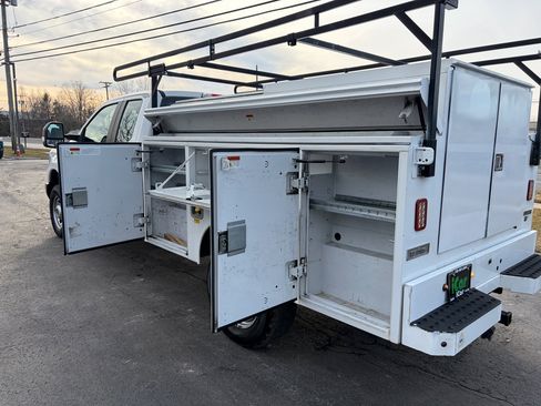 Used 2019 Ford F350 XL w/ Power Equipment Group image 38