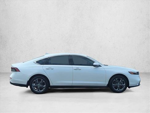 Certified 2024 Honda Accord EX image 4