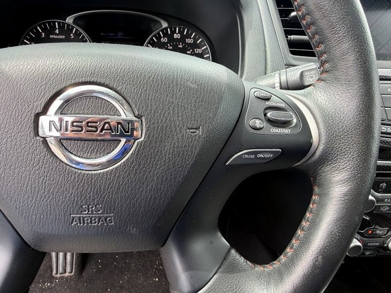 Used 2020 Nissan Pathfinder SL AWD/4WD image 33