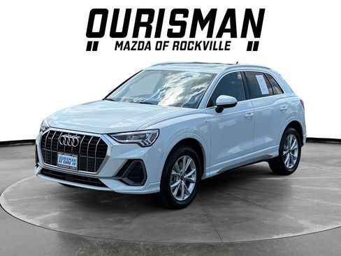 Used 2024 Audi Q3 2.0T Premium Plus AWD/4WD image 2