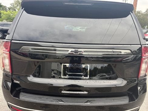 Used 2021 Chevrolet Tahoe Z71 w/ Z71 Signature Package AWD/4WD image 18