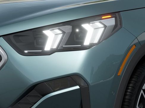 New 2026 BMW X2 xDrive28i w/ Technology Package AWD/4WD image 6