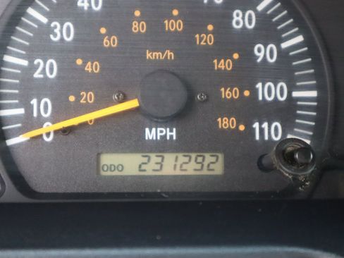 Used 2003 Toyota Tundra SR5 AWD/4WD image 42