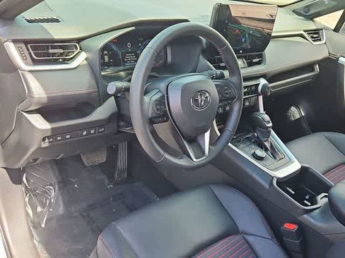 Used 2025 Toyota RAV4 XSE w/ Weather Package image 10