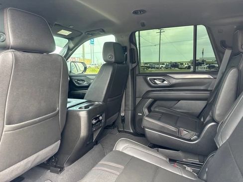 Used 2022 Chevrolet Tahoe RST w/ Luxury Package RWD image 24