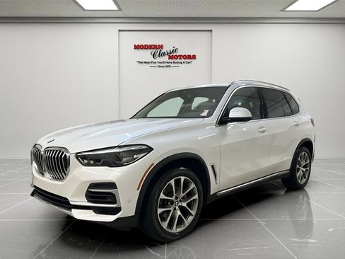 Used 2022 BMW X5 xDrive40i w/ Premium Package image 3