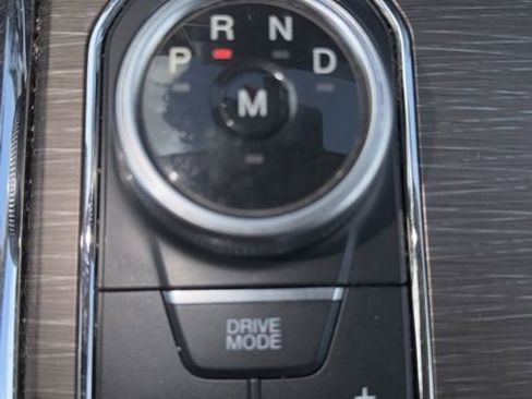 Used 2024 Ford Expedition Limited RWD image 13