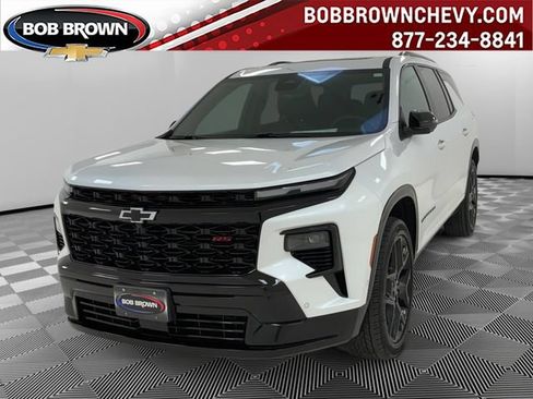 Certified 2025 Chevrolet Traverse RS AWD/4WD image 1