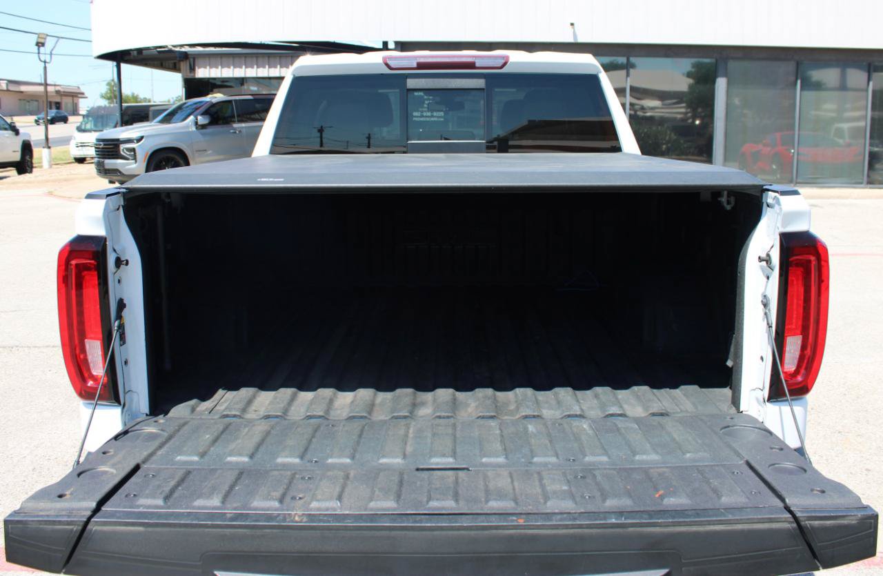 Used 2021 GMC Sierra 1500 SLT w/ SLT Premium Plus Package AWD/4WD image 9