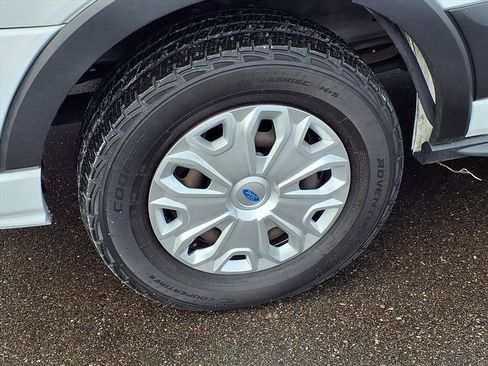 Used 2020 Ford Transit 350 XLT image 25