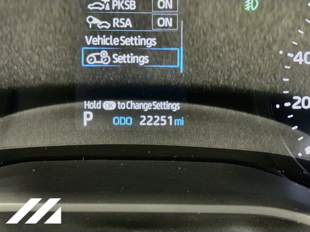 Used 2024 Toyota Sienna XLE AWD/4WD image 14