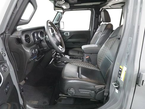 Used 2023 Jeep Wrangler Unlimited Sahara AWD/4WD image 26