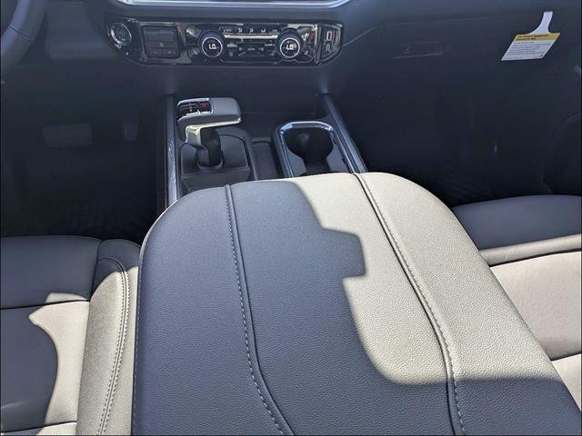 New 2026 Chevrolet Silverado 1500 RST w/ RST All Star Premium Package AWD/4WD image 15