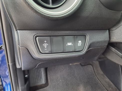 Used 2020 Kia Forte LXS image 17