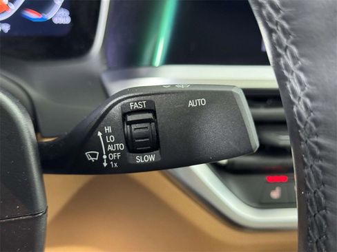 Used 2022 BMW 330i xDrive Sedan w/ M Sport Package image 24