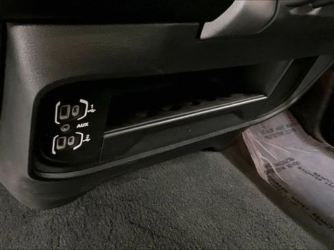 Used 2024 RAM 3500 Big Horn image 16